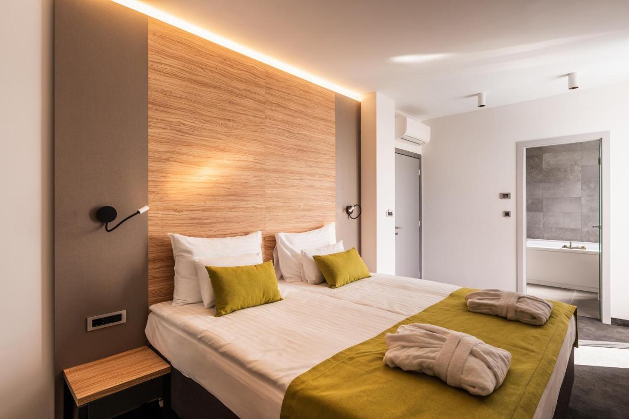 Hotel Olea نوفاليا المظهر الخارجي الصورة